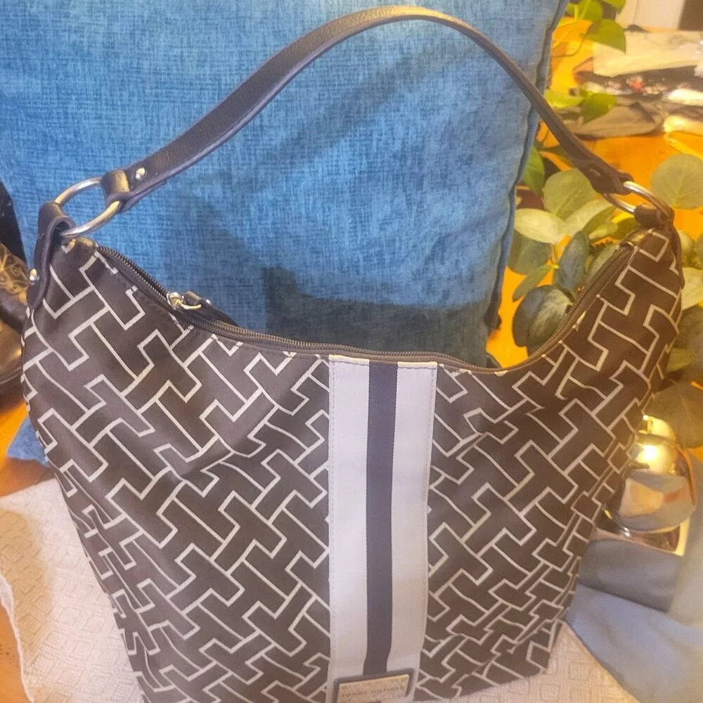 Tommy Hilfiger Hobo Shoulder Bag - Brown/Cream